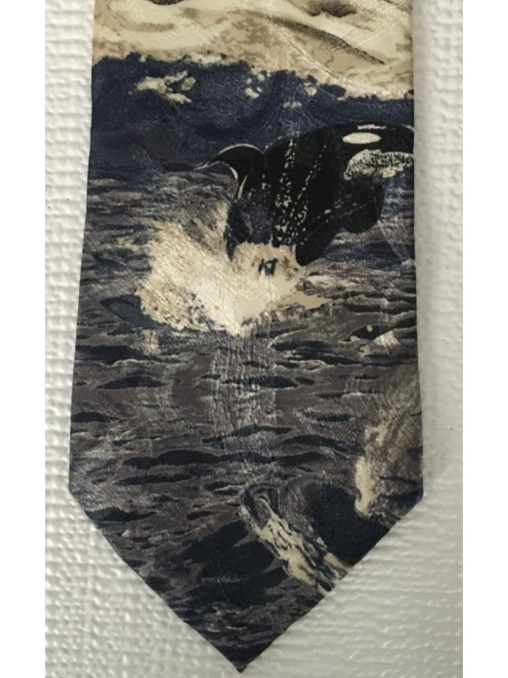 Reed St James Neck Tie Gray Blue White Whales Penguins 4 in Wide 56 in Long